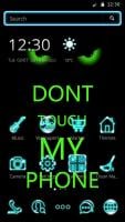 Captura de pantalla de Don't Touch My Phone green theme HD cool wallpaper APK #2